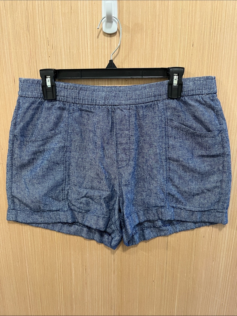 Old Navy high rise shorts blue linen/rayon blend size medium